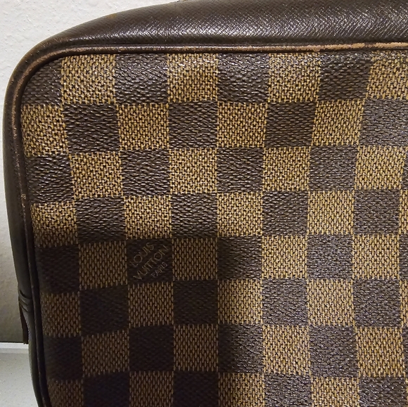 Authentic LOUIS VUITTON Trousse Toilette Damier - Picture 2 of 9